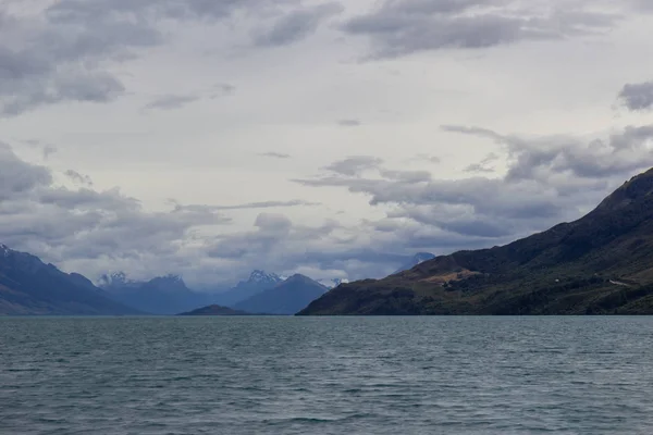 Vista do lago Wakatipu de um barco, Queenstown — Fotografia de Stock