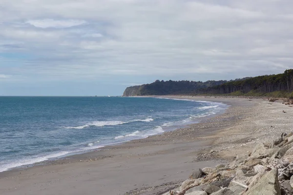 Uitzicht op Bruce strand, West kust van Nieuw Zeeland — Stockfoto