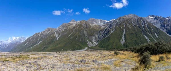 Widok na dolinę w Parku Narodowym Mount Cook — Zdjęcie stockowe