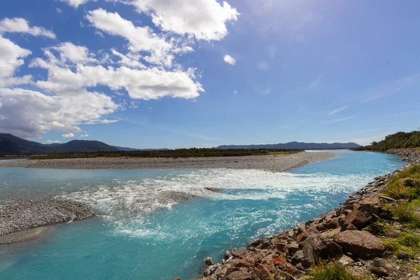 River of melted glacial water, West coast of New Zealand — Stock Photo, Image