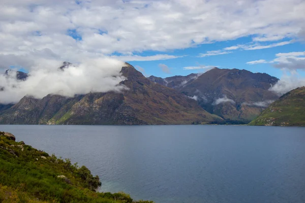 Vista do lago Wakatipu, ilha do Sul, Nova Zelândia — Fotografia de Stock