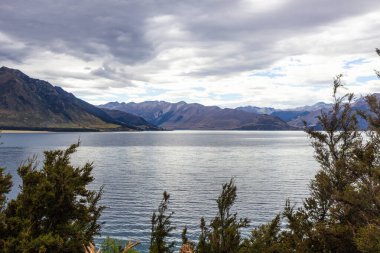 Wanaka Gölü manzaralı, Güney Adası, Yeni Zelanda