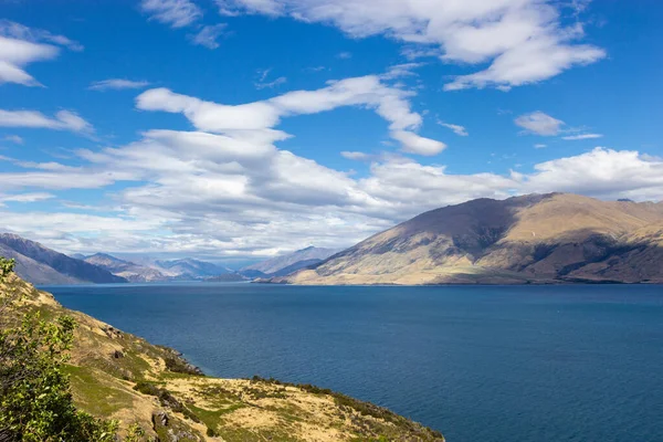 Vista do lago Wanaka, ilha sul, Nova Zelândia — Fotografia de Stock