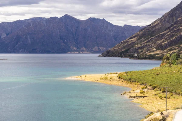 Vista do Lago Hawea perto de Wanaka, Nova Zelândia — Fotografia de Stock