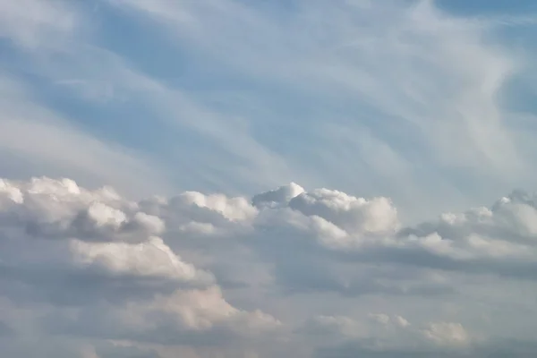 曇り空は暗い雲 — ストック写真