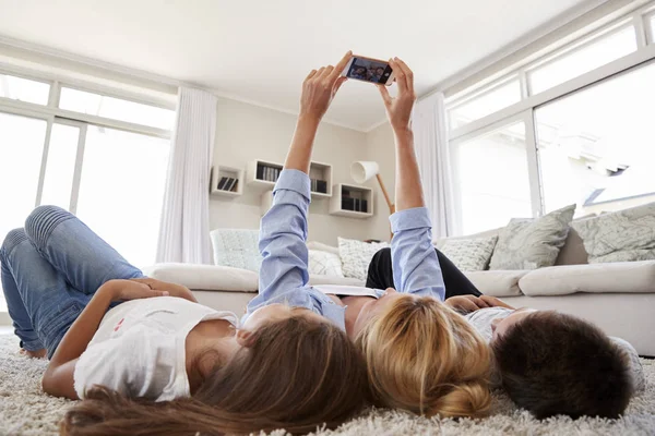Mother Children Lying Rug Posing Selfie Home — Stock Photo, Image