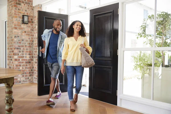 Young Mixed Race Couple Arriving Home — Stock Photo, Image