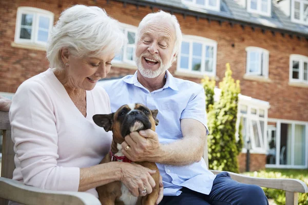 Retired Couple Sitting Bench Pet French Bulldog Assisted Living Facility — Stock Photo, Image