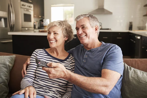 Senior Couple Sitting Couch Watching Television Close — Stock Photo, Image