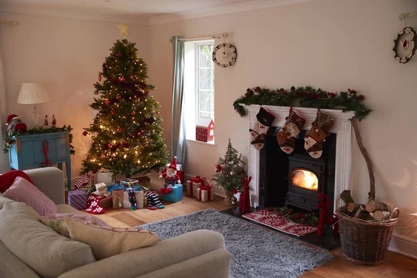 Huis Woonkamer Interieur Ingericht Voor Met Boom Kerstcadeautjes — Stockfoto