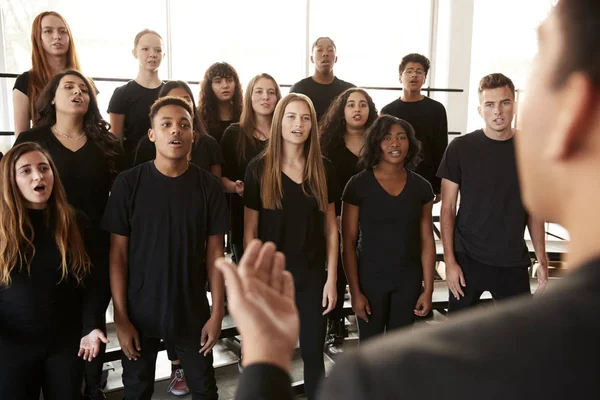 Male Female Students Singing Choir Teacher Performing Arts School — Stock Photo, Image