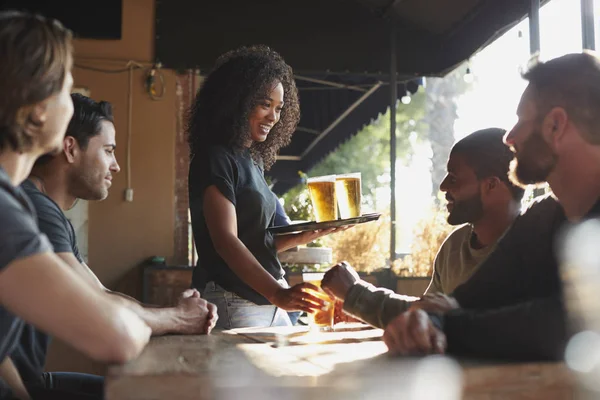 Waitress Serving Drinks Group Male Friends Meeting Sports Bar — Stock Photo, Image