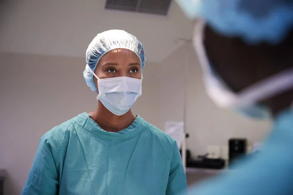 Équipe Chirurgicale Travaillant Sur Patient Dans Bloc Opératoire Hôpital — Photo