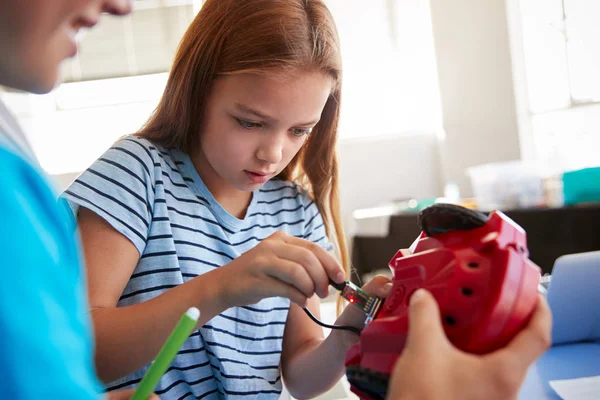 Two Students School Computer Coding Class Learning Program Robot Vehicle — Stock Photo, Image