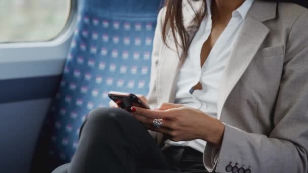 Close Businesswoman Sitting Train Commuting Work Checking Messages Mobile Phone — 비디오