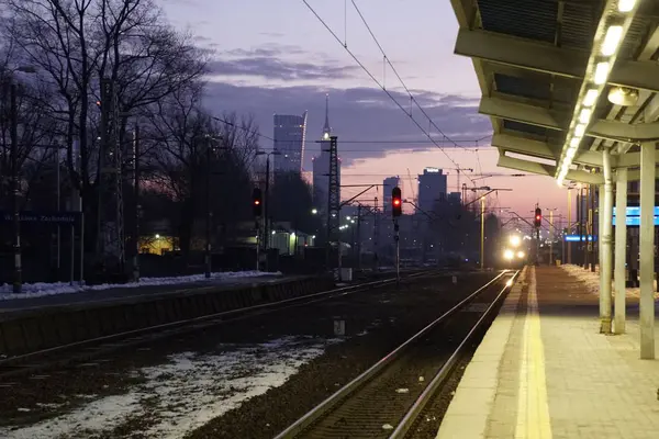 Vroeg Ochtend Voor Zonsopkomst Verbazingwekkend Schildert Huizen Ochtend Nevel — Stockfoto