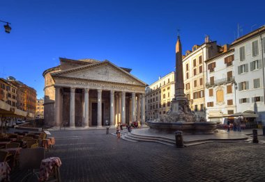 Roma 'da Pantheon, İtalya