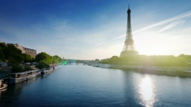 Eyfel Kulesi, Paris. Fransa
