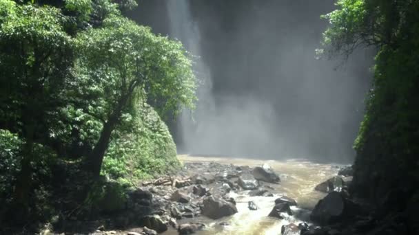 Nungnung Wasserfall Von Drone Bali Indonesien — Stockvideo