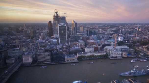 Zaman Atlamalı Londra Günbatımı Görünüm Üzerinde Modern Bölgesi Ngiltere — Stok video