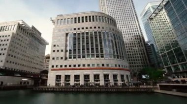 Londra 'daki modern binalar, Canary Wharf, İngiltere