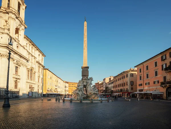 Egyptský Obelisk Náměstí Navona Ráno Řím Itálie — Stock fotografie