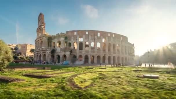 ハイパー経過、コロッセオとローマ、イタリアで日の出コンスタンティン アーチ — ストック動画