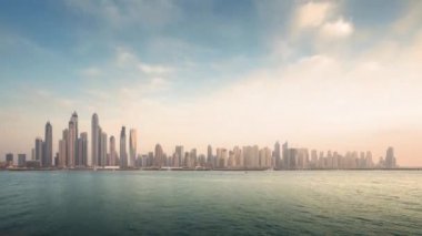 Dubai Marina, gökdelenlerin Timelapse günbatımı zamanı, Birleşik Arap Emirlikleri