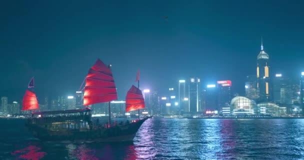 Гонконг вночі, гавань Вікторія. — стокове відео