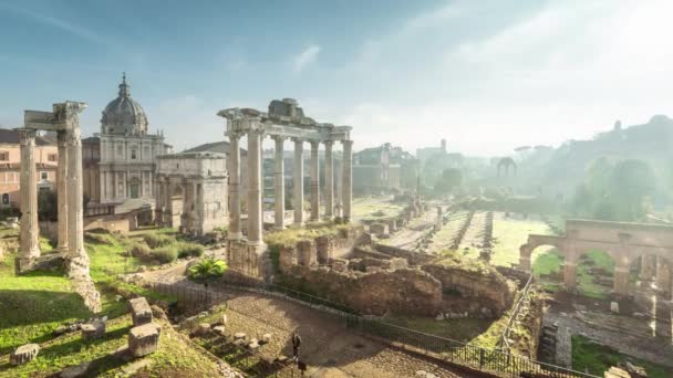 Časová ztráta mlhy, římské fórum v Římě, Itálie — Stock video
