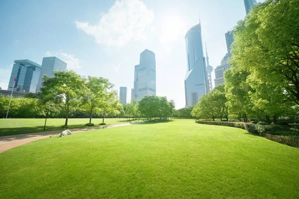 Spazio verde, Lujiazui Central, Shanghai, Cina — Foto Stock