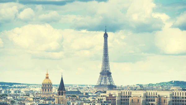 Vista para Torre Eiffel, Paris, França — Fotografia de Stock