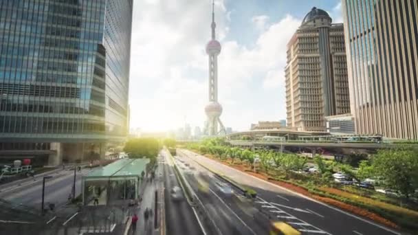 Гиперпровал, дорога в финансовом центре Шанхая Луцзяи, Китай — стоковое видео