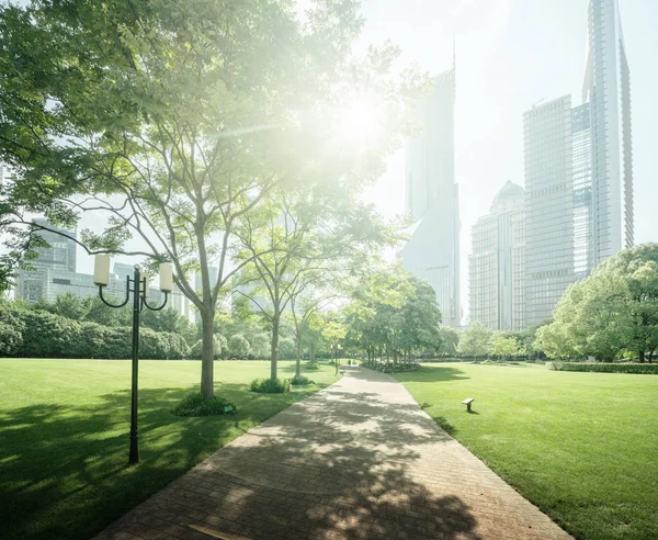 Zielona przestrzeń, Lujiazui Central, Szanghaj, Chiny — Zdjęcie stockowe