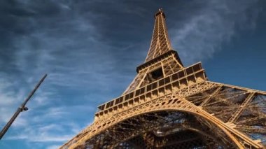 Eyfel Kulesi, Paris. Fransa