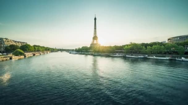 法国，巴黎，埃菲尔铁塔，超高落差 — 图库视频影像