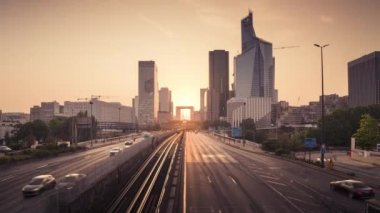 Timelapse, Paris Ladefense gün batımında
