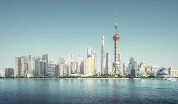 Shanghai Skyline Ηλιόλουστη Μέρα Κίνα — Φωτογραφία Αρχείου