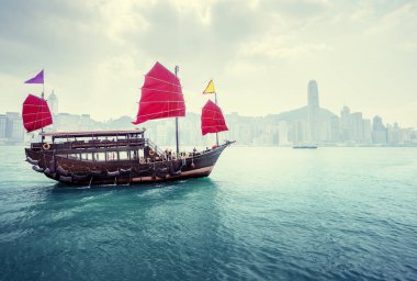 Günaydın Hong Kong Limanı, Çin