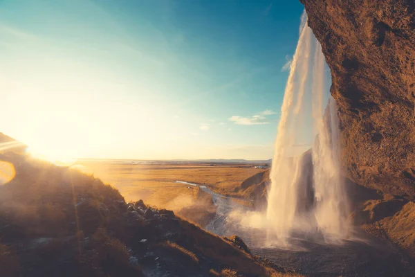 Wodospad Seljalandsfoss Zachodzie Słońca Islandia — Zdjęcie stockowe