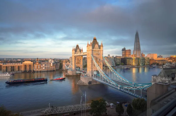 Tower Bridge London Großbritannien — Stockfoto