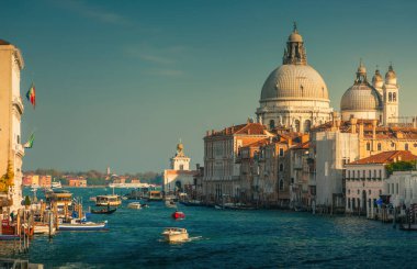 Büyük Kanal ve Bazilika Santa Maria della Salute, Venedik, İtalya