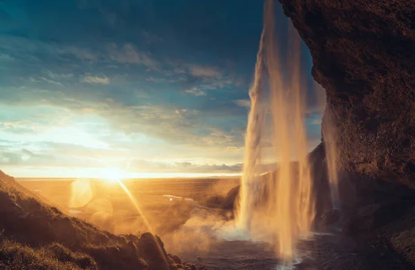 Wodospad Seljalandsfoss Zachodzie Słońca Islandia — Zdjęcie stockowe