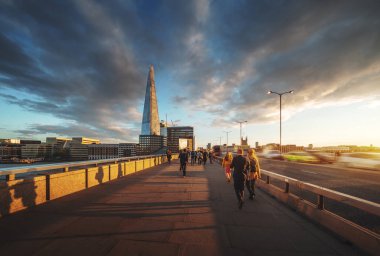 Gün batımında Londra Köprüsü, İngiltere