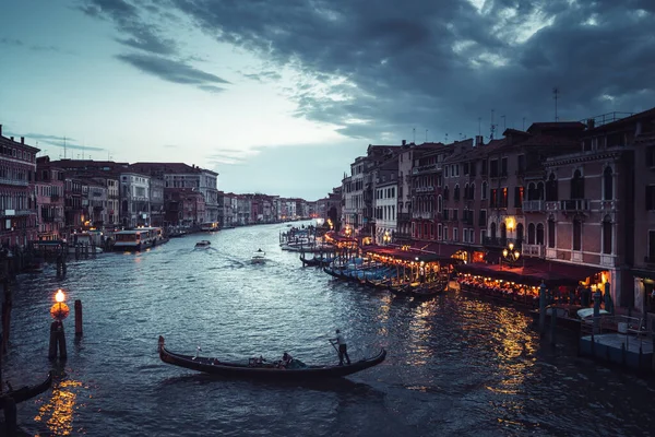 Gün batımında Büyük Kanal, Venedik, İtalya