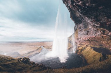 Sonbahar döneminde Seljalandfoss Şelalesi, İzlanda