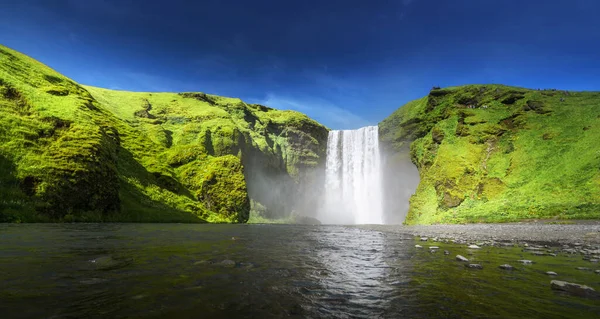 Skogarfoss Καταρράκτη Και Θερινή Ημέρα Ισλανδία — Φωτογραφία Αρχείου