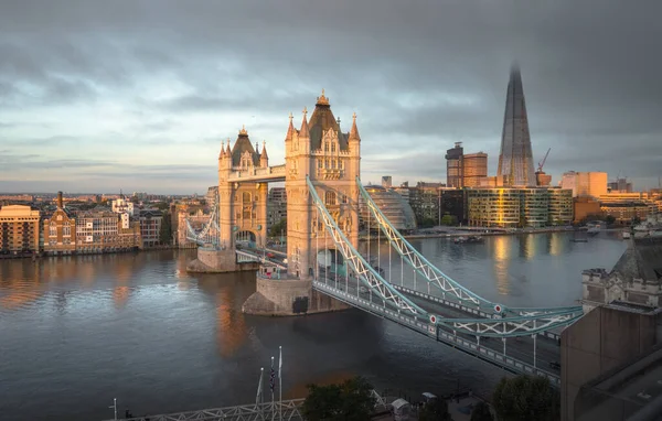 Γέφυρα Tower Στο Λονδίνο Ηνωμένο Βασίλειο — Φωτογραφία Αρχείου