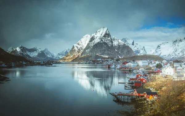 Άνοιξη Στο Reine Village Lofoten Islands Νορβηγία — Φωτογραφία Αρχείου