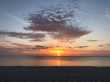 Kenya 'daki Diani Sahili' nde gün doğumu